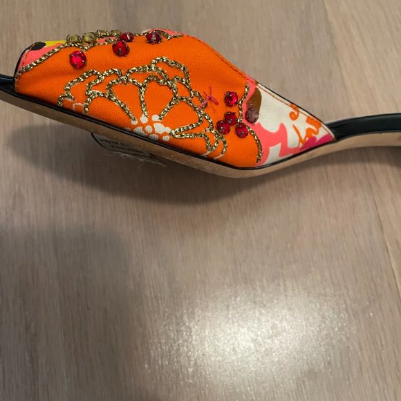 Jimmy Choo Floral Print Chain-Link Accents Slides; Size 8.5 (IT 38.5) - Picture 6 of 6